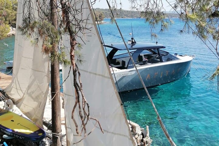 Private Luxury Boat Tour to Hvar, Brač and Vis from Makarska photo 3