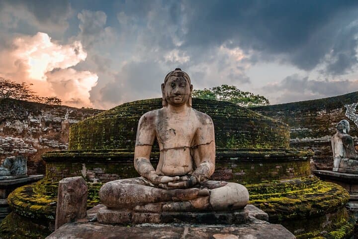 Day Trip to Polonnaruwa: Private Guided Tour from Colombo to the Ancient City photo 3
