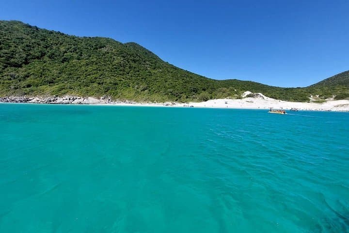 Arraial do Cabo Day Boat Trip from Rio de Janeiro: Blue Grotto, Ilha do Farol & Lunch photo 2