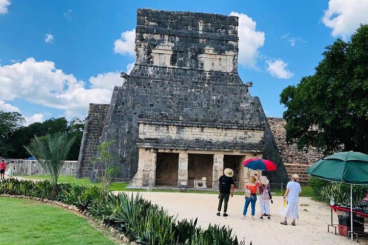 Full-Day Chichén Itzá & Cenote Swim from Cancún — Practical Guide to the Classic Maya Day Trip photo 2