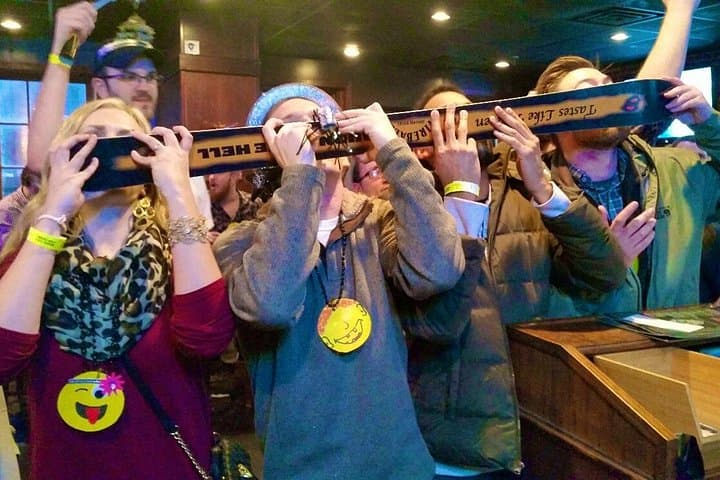 Nashville New Year's Eve Resolution Pub Crawl: Early-Evening Printers Alley Bar Tour photo 3