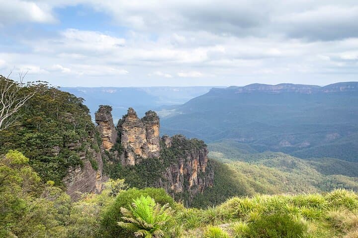 Luxury Blue Mountains Small-Group Day Tour from Sydney — Three Sisters, Wentworth Falls & Featherdale photo 5