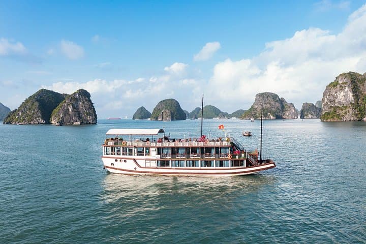 3-Day Ninh Binh and Ha Long Bay from Hanoi — 4-Star Cruise, Kayaks & Caves photo 2