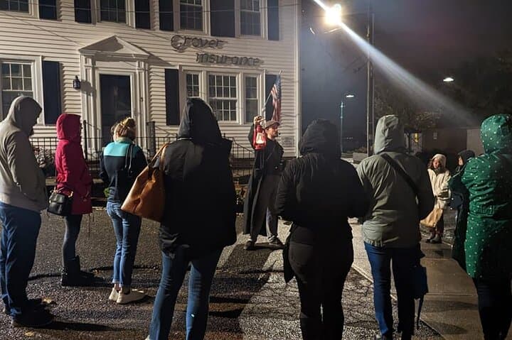 Ghosts of Christmas Past: Mystic Holiday Ghost Walk and Folklore Tour photo 2
