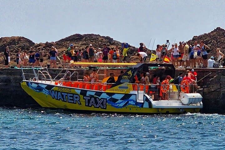 Speedboat Shuttle to Lobos Island from Corralejo — Quick Half-Day Natural Escape photo 6