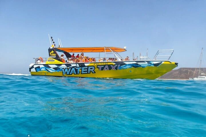 Speedboat Shuttle to Lobos Island from Corralejo — Quick Half-Day Natural Escape