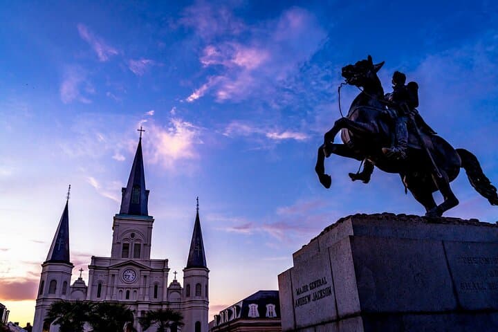 New Orleans Ghost Hunt: French Quarter Walking Quest & Exploration Game