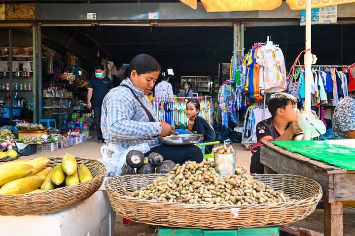 Half-Day Siem Reap Countryside Bike Tour — Ride Rice Fields, Markets & Village Life photo 4