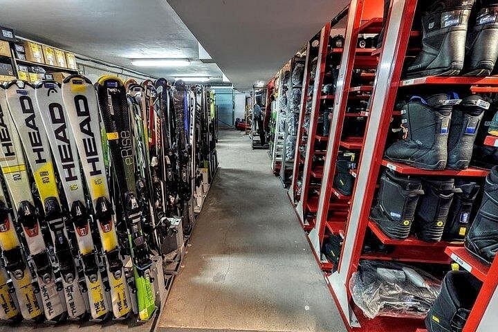 Bansko Ski and Snowboard Rental — Daily Equipment Hire in Pirin photo 4