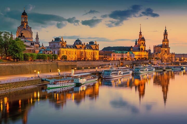 Dresden Christmas Market & Bastei Day Trip from Prague — Striezelmarkt and Saxon Switzerland photo 4