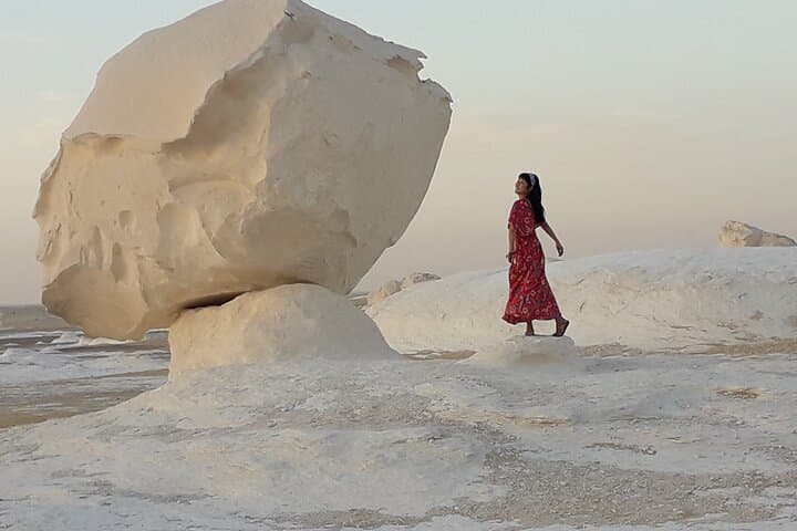 2-Day White & Black Desert Private Tour from Cairo: Farafra Camping and Crystal Mountain photo 3