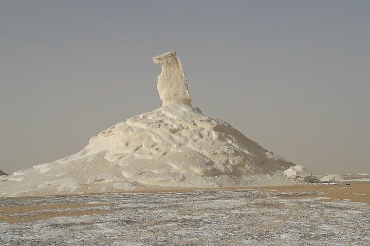 2-Day White & Black Desert Private Tour from Cairo: Farafra Camping and Crystal Mountain photo 5