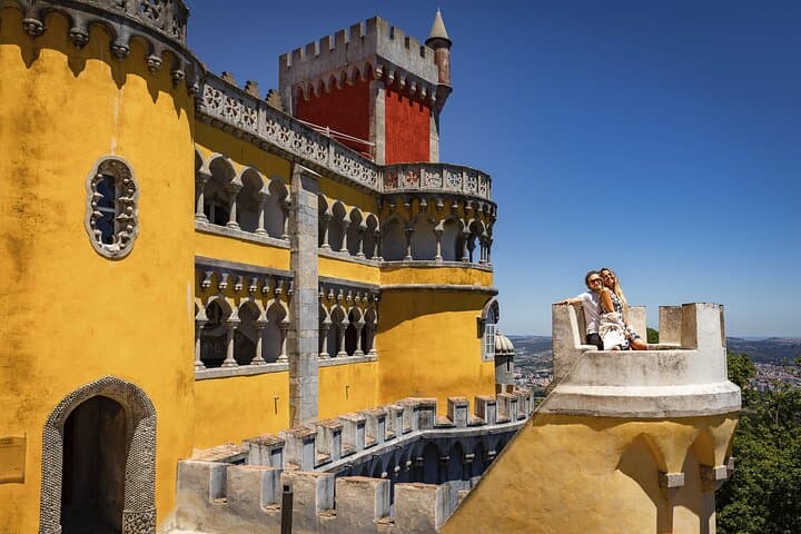 Sintra, Cabo da Roca & Cascais: Romantic Full-Day Private Tour from Lisbon