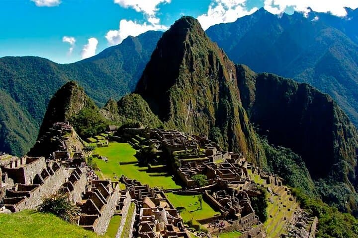 4-Day Cusco Itinerary: Humantay Lake & Machu Picchu Private Tour