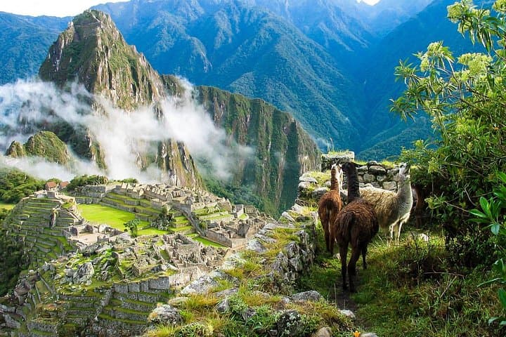 5-Day Cusco & Machu Picchu Tour: Sacred Valley, Aguas Calientes, Maras photo 4