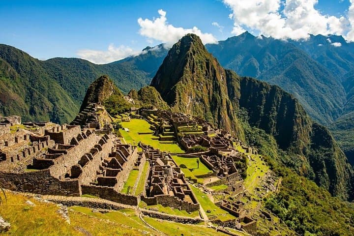 Deluxe 5-Day Cusco & Machu Picchu Package: Humantay, Vinicunca & City Tour photo 1