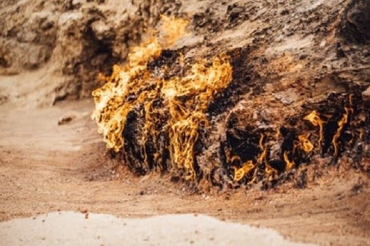 Qobustan & Absheron Full-Day Tour from Baku: Mud Volcanoes, Petroglyphs & Yanar Dag photo 6
