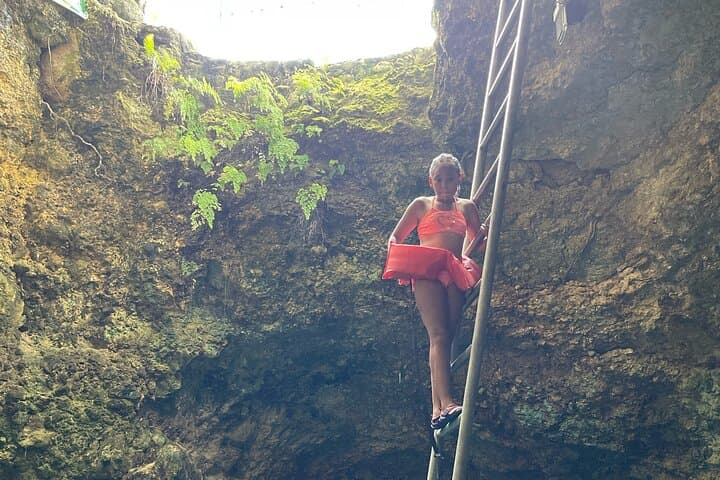 Negril Day: Blue Hole Mineral Spring, Rick’s Cafe Cliff Jumps & Seven Mile Beach photo 5