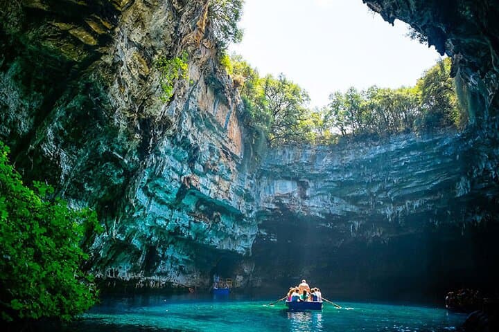 Private Tour to Drogarati, Melissani Lake & Myrtos Beach — Kefalonia Day Trip photo 5