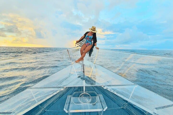 Clearboat Tour in Cancun: Nichupté Lagoon & Reef Snorkel with Drinks photo 2