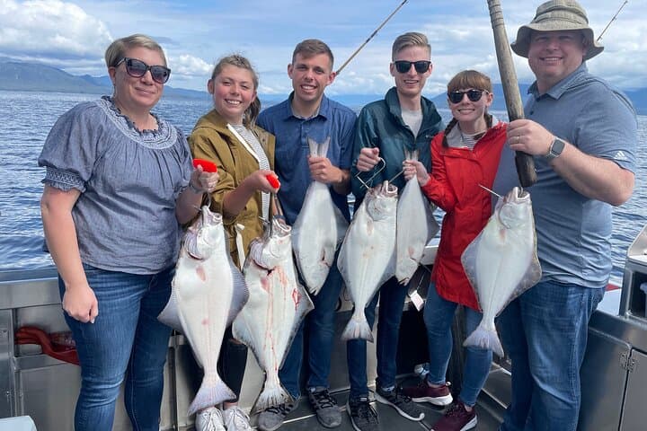 Private Half-Day Halibut Fishing in Ketchikan — Charter Guide photo 4