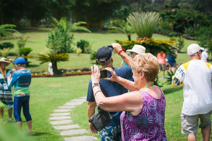 Apia Highlights Shore Excursion: To Sua Trench, Waterfalls & Island Show photo 5