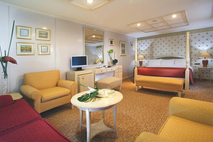 4-Day Lake Nasser Cruise from Abu Simbel to Aswan on MS Movenpick Prince Abbas photo 5