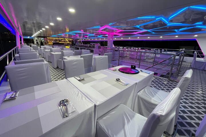 Moonlit Chao Phraya Dinner Cruise with Sparkling Rosé photo 4