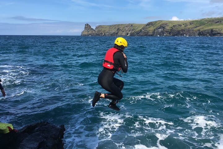 Coasteering Near Bude: 2-Hour Atlantic Cliff Adventure