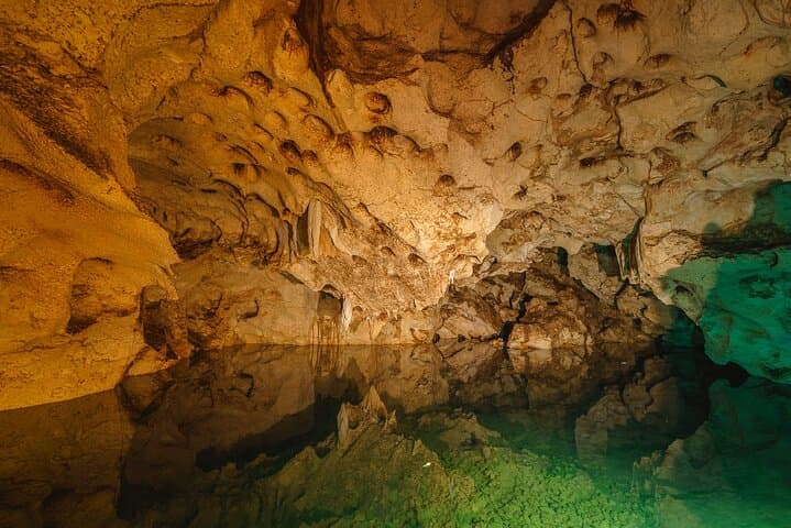 Martha Brae Rafting and Green Grotto Caves Private Tour from Montego Bay photo 6