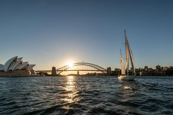 Private Classic Yacht Cruise on Sydney Harbour — Sunset Champagne Experience photo 5