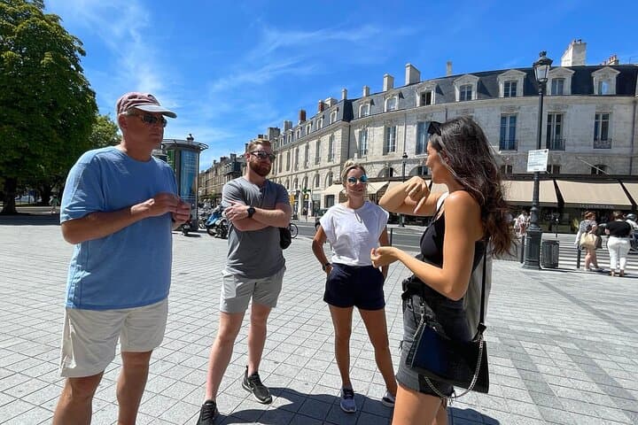 Walk, Taste, Learn: Private Bordeaux Walking & Wine Tasting with a Local photo 6