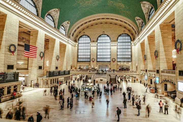 Private Guided Tour of Midtown Manhattan and Times Square — 2-Hour Midtown Highlights photo 3