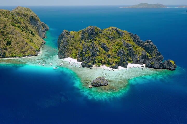 El Nido Island Hopping from Puerto Princesa — Bacuit Bay Day Trip photo 6