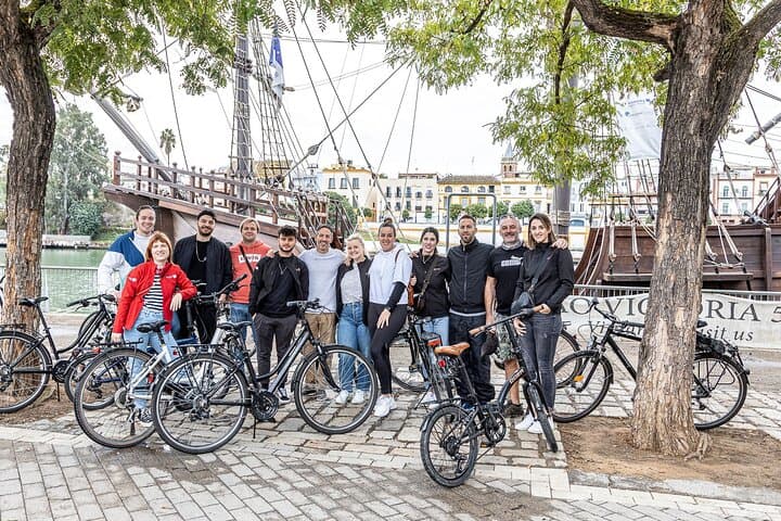 Seville tapas by bicycle — 3 bars, 3 tapas, 3 drinks in Triana photo 5
