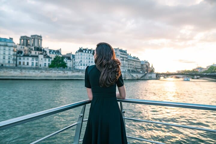 Seine River Sightseeing Cruise — Bateaux Mouches 70-Minute Tour in Paris photo 6