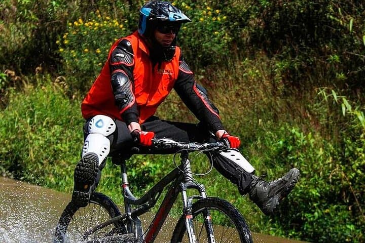 Inca Jungle: 4-Day Biking, Rafting & Machu Picchu Trek photo 2