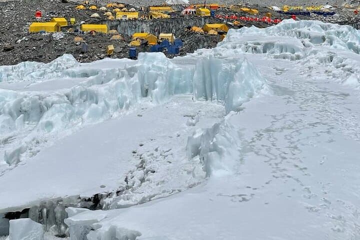 15-Day Private Everest Base Camp Trek from Kathmandu — EBC Itinerary & Practical Guide photo 5