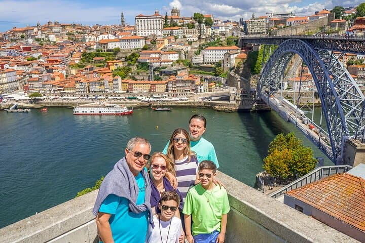 Lisbon to Porto Day Trip: Private Sightseeing, Douro Boat & Wine Tasting photo 2