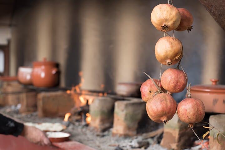 Knossos Palace & Minoan Cooking Class — Luxury Family Experience in Heraklion photo 2