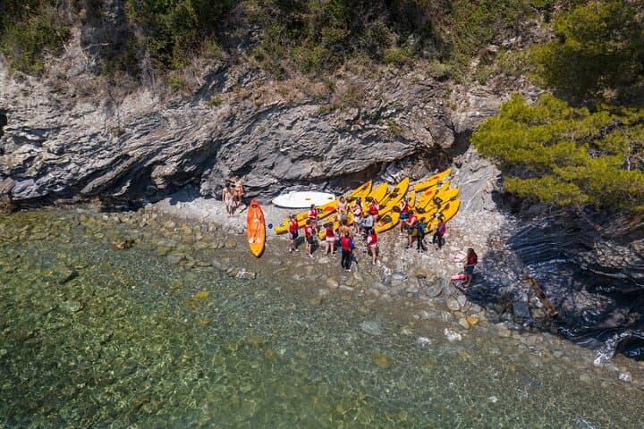 Sea Kayaking Punta Manara: Guided Kayak Tour from Riva Trigoso photo 5