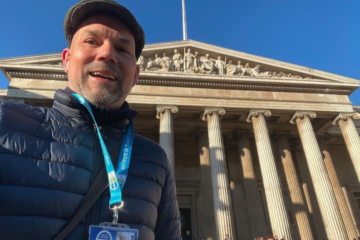 Private Bespoke Walking Tour in London — Historic City Walks with a Former Police Sergeant photo 3