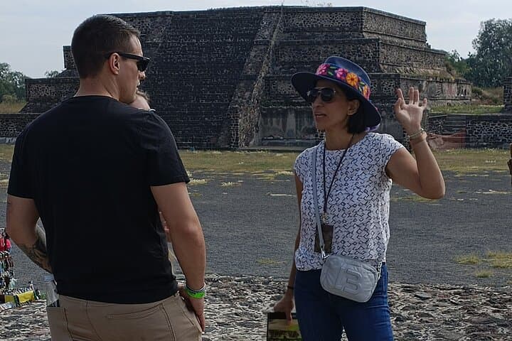Sunrise Hot-Air Balloon over Teotihuacan: Private Tour to the Pyramids photo 6