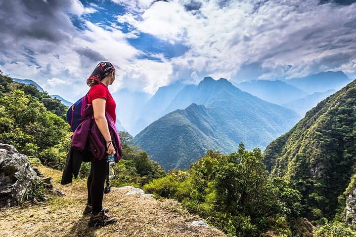 Short Inca Trail: 2-Day Trek to Machu Picchu via Sun Gate