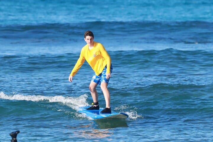 Learn to Surf in Waikiki: 2-Hour Beginner Surf Lesson at Queen Kapiolani photo 3