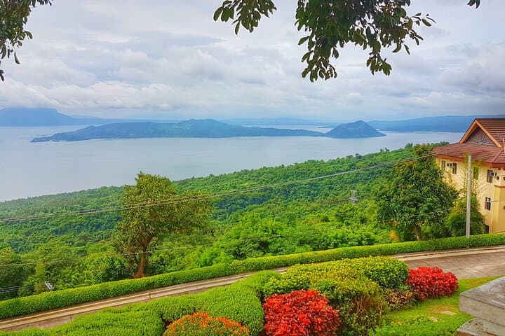 Tagaytay Half-Day Countryside Tour: Taal Volcano Views, Markets & Local Eats photo 4