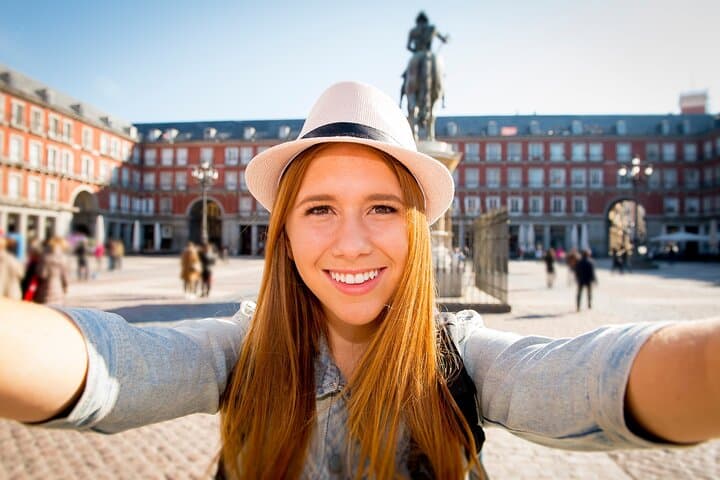 Private E-Bike Tour of Madrid: City Center & Retiro Park photo 6