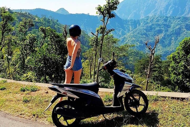 Sidemen Scooter Tours: Scenic Scooter Ride Through Bali's Rice Terraces & Waterfalls photo 1