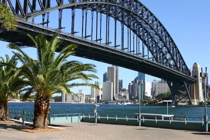 Sydney Half-Day Private Walking Tour with a Local Host photo 4