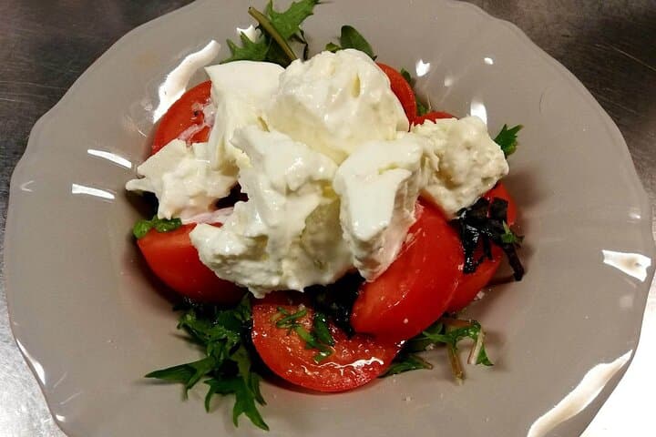 Master Georgian Flavors: Cooking Class with MasterChef Nini in Tbilisi photo 2
